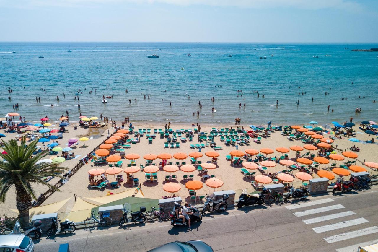 Hotel Corallo Circeo San Felice Circeo Exterior foto